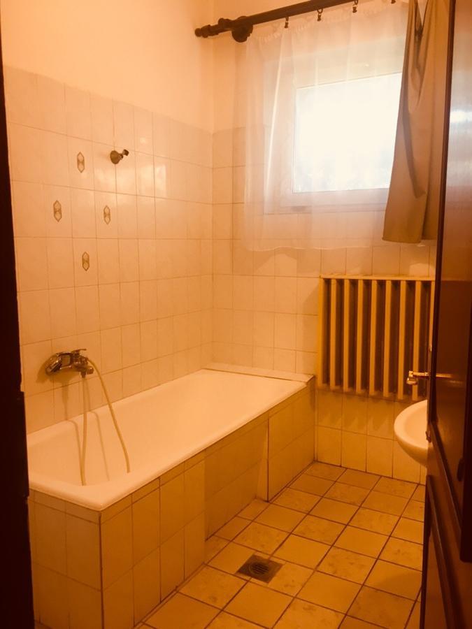Hotel Rozsakert Panzio à Nyíregyháza Extérieur photo